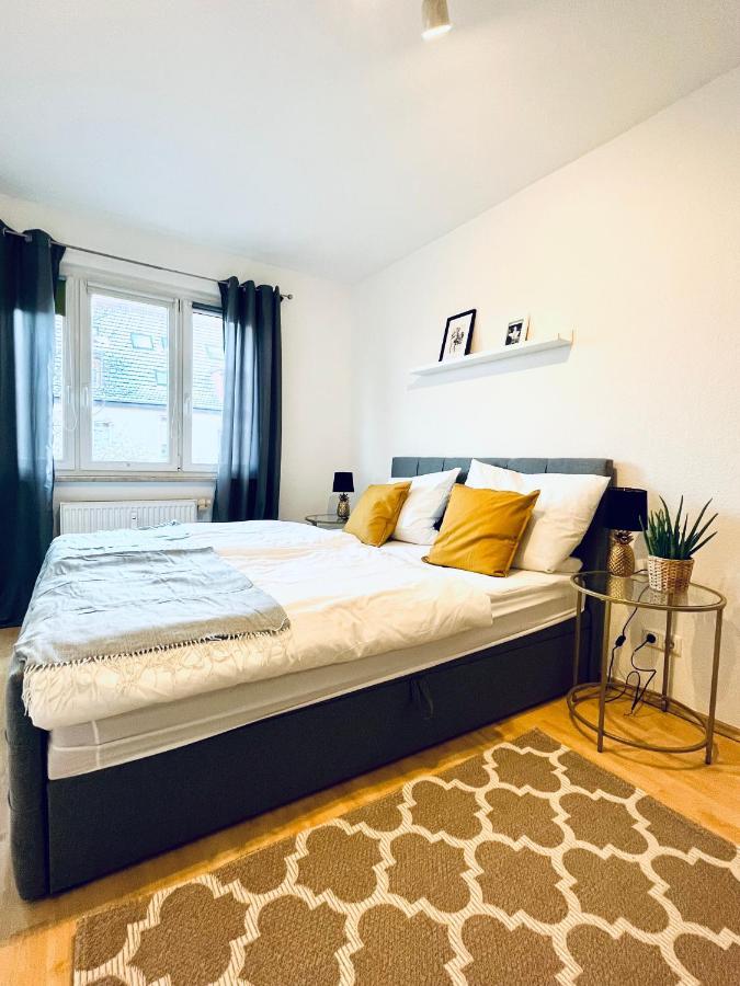 Modernes 3 Zimmer Apartment - Luise- Mit Wlan, Balkon Und Smart-Tv In City-Nahe! Erfurt Exterior photo